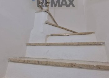 Scale - Semi-detached house piazza monsignor tommaso mannino
 
62, Carini - photo 20