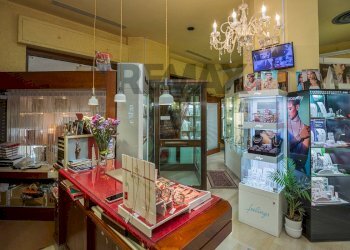 Soggiorno - Attività Commerciale Lentini - foto 1