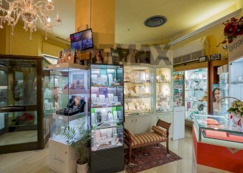 Soggiorno - Attività Commerciale Lentini - foto 7