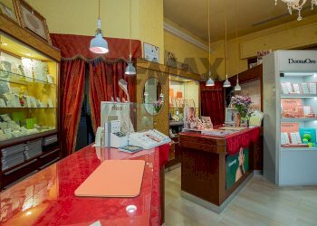 Cucina - Attività Commerciale Lentini - foto 36