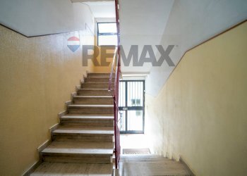 Scale - Three-room apartment Via Curtatone E Montanara/Via Sardegna
 
1/10, Catania - photo 14