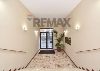 Ricezione / Lobby - Apartment Via Wrzì
 
14, Catania - photo 1