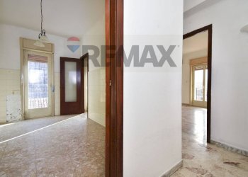 Hall / corridoio - Apartment Via Wrzì
 
14, Catania - photo 16