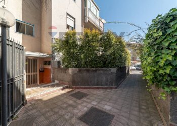 Edificio all\'aperto - Quadrilocale Via San Domenico Savio
 
25, Gravina di Catania - foto 1