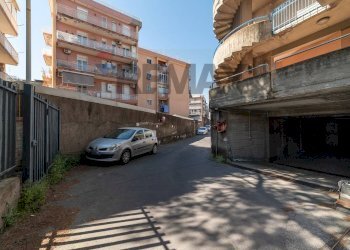 Edificio all\'aperto - Quadrilocale Via San Domenico Savio
 
25, Gravina di Catania - foto 33