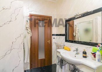Bagno - Four-room apartment Via Regione Siciliana
 
20, Mascalucia - photo 14