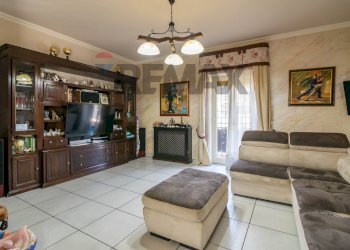 Soggiorno - Four-room apartment Via Regione Siciliana
 
20, Mascalucia - photo 18