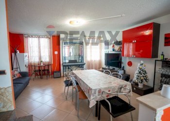 Sala da pranzo - Independent house Contrada Costa Saracena
 
212, Augusta - photo 1