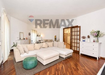 Soggiorno - Apartment Via Alcide De Gasperi
 
177, Catania - photo 20