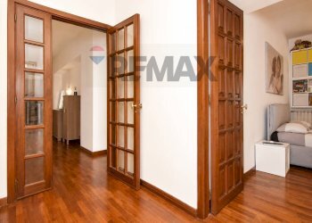 Hall / corridoio - Apartment Via Alcide De Gasperi
 
177, Catania - photo 49