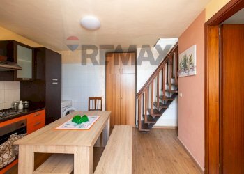 Sala da pranzo - Casa indipendente Via IV Novembre
139, Giardini-Naxos - foto 1