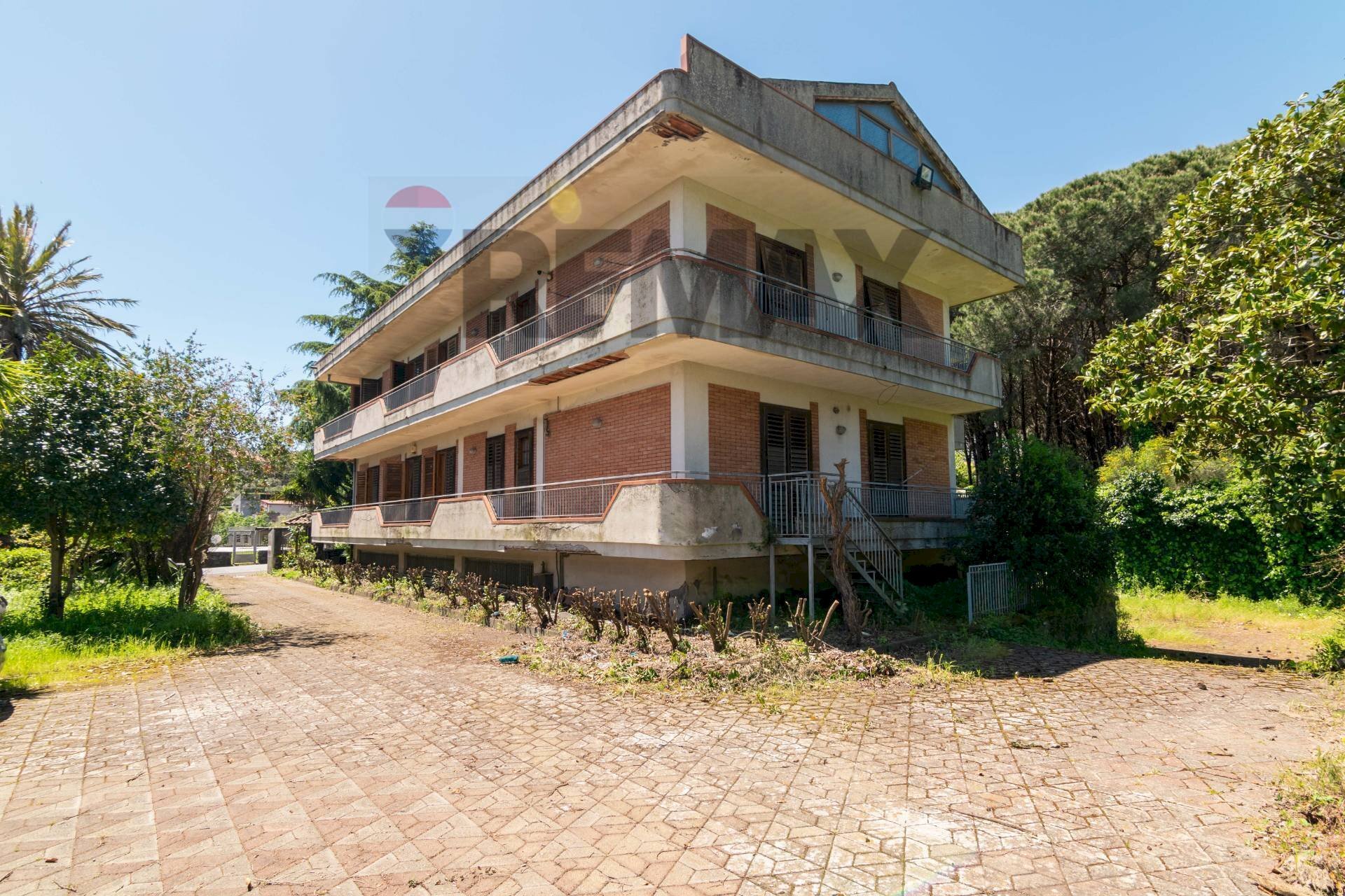 Casa all\'aperto - Casa indipendente Via Terremorte
 
6, Piedimonte Etneo - foto 1