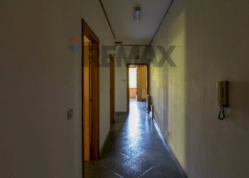 Hall / corridoio - Casa indipendente Via Terremorte
 
6, Piedimonte Etneo - foto 3