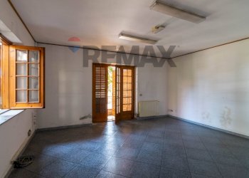 Stanza vuota - Casa indipendente Via Terremorte
 
6, Piedimonte Etneo - foto 5