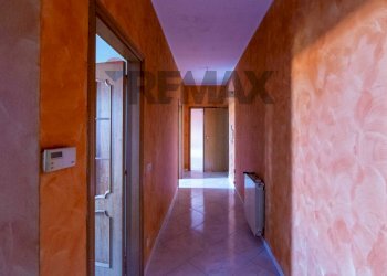 Hall / corridoio - Casa indipendente Via Terremorte
 
6, Piedimonte Etneo - foto 32