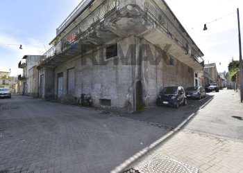 Edificio all\'aperto - Box Via Giuseppe Arimondi
 
3, Riposto - photo 3