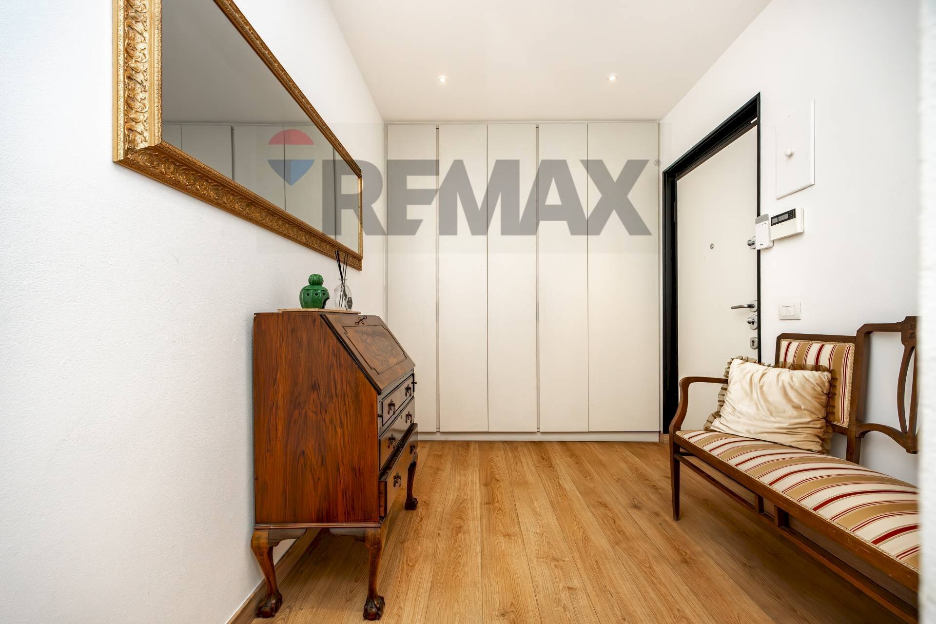 Camera / camera da letto - Three-room apartment CORSO SEMPIONE
 
81, Milano - photo 2