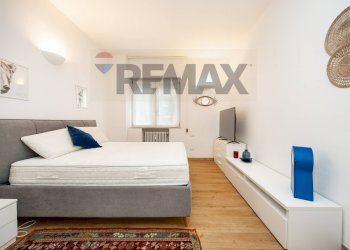 Camera / camera da letto - Three-room apartment CORSO SEMPIONE
 
81, Milano - photo 16