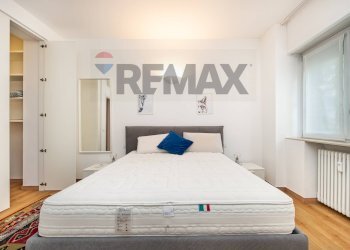 Camera / camera da letto - Three-room apartment CORSO SEMPIONE
 
81, Milano - photo 17