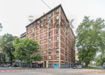 Edificio all\'aperto - Three-room apartment CORSO SEMPIONE
 
81, Milano - photo 29