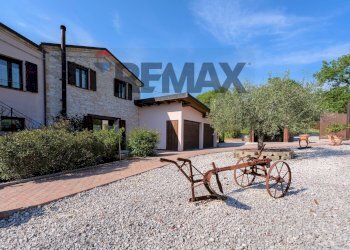 Casa all\'aperto - Villa Fraz. Costa
 
125, Arcevia - foto 8