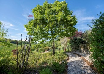 Giardino - Villa Fraz. Costa
 
125, Arcevia - foto 18