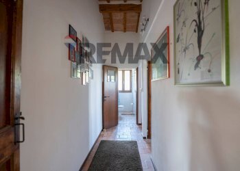 Hall / corridoio - Villa Fraz. Costa
 
125, Arcevia - foto 52