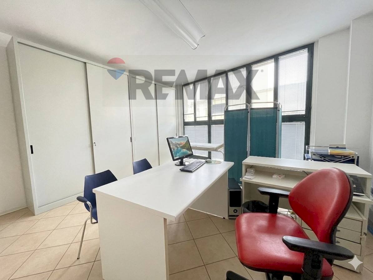 Ufficio - Office Mura Occidentali
 
11/q, Jesi - photo 1