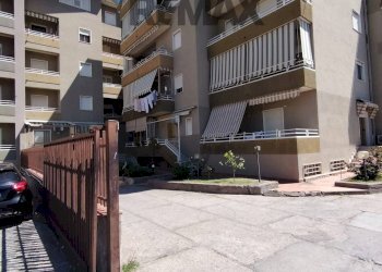 Edificio all\'aperto - Trilocale VIA GARIBALDI
 
224, Calatabiano - foto 7