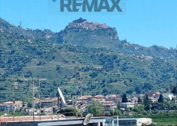 Vista delle montagne - Trilocale VIA GARIBALDI
 
224, Calatabiano - foto 22