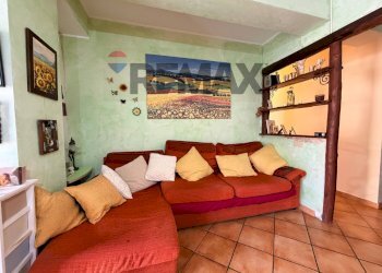 Soggiorno - Four-room apartment VIA ENRICO BERLINGUER
 
5, Gaggi - photo 10