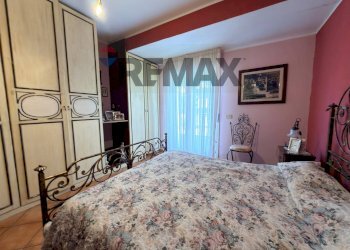 Camera / camera da letto - Four-room apartment VIA ENRICO BERLINGUER
 
5, Gaggi - photo 13