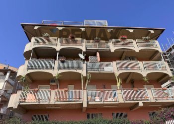 Edificio all\'aperto - Four-room apartment VIA ENRICO BERLINGUER
 
5, Gaggi - photo 40