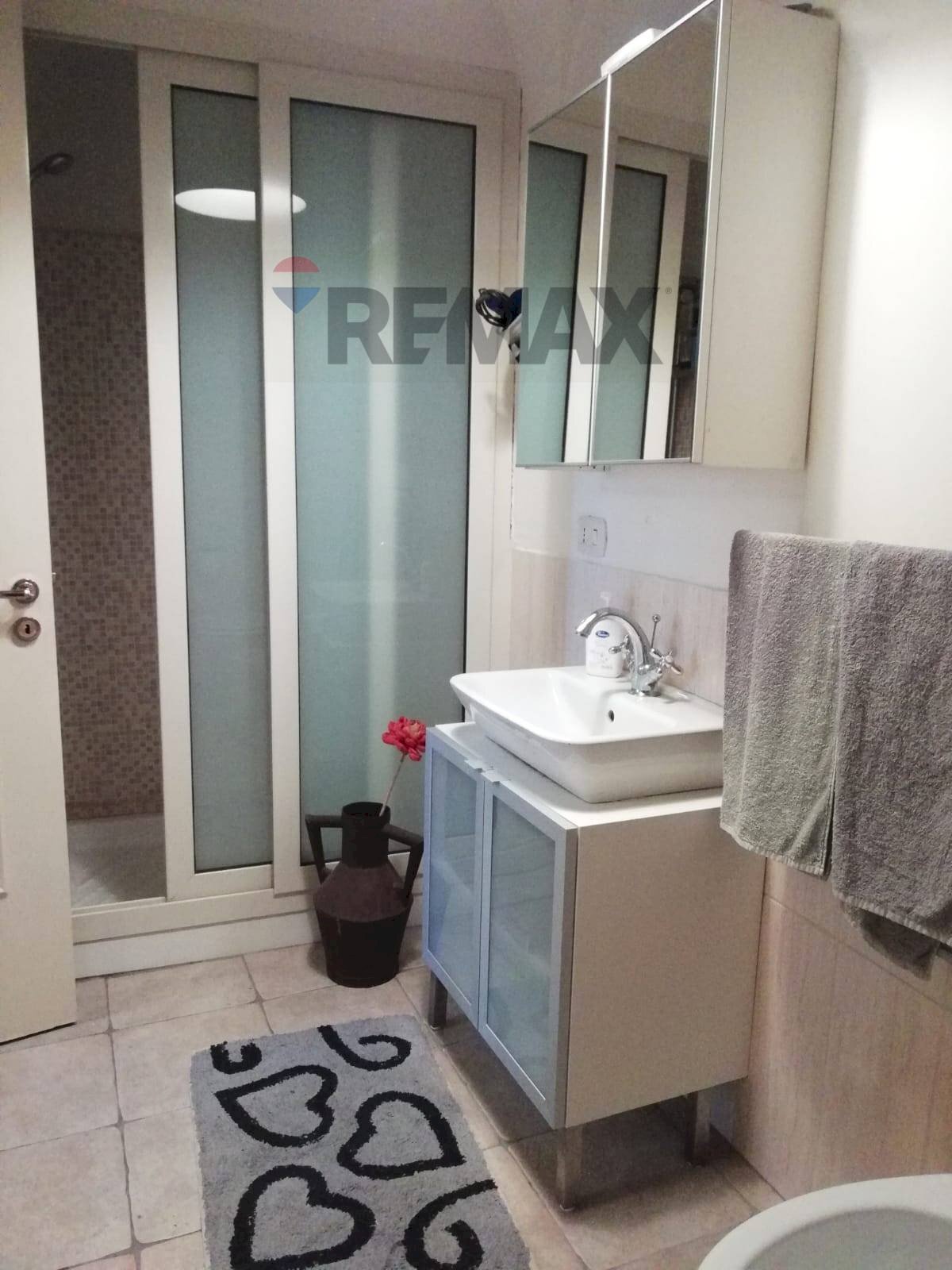 Bagno - Casa semi indipendente Via Santissima Trinita'
35-37, Catania - foto 3