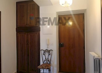 Hall / corridoio - Trilocale Via Ovideo
 
27, Enna - foto 2