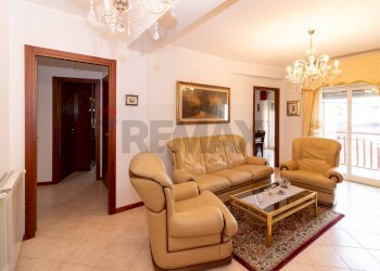 Soggiorno - Apartment Via Antonino corsaro
 
9, Camporotondo Etneo - photo 7