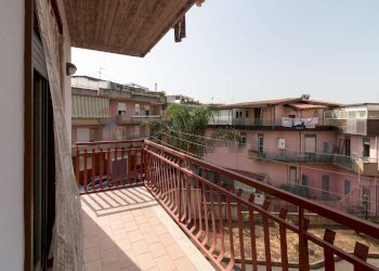 Balcone - Apartment Via Antonino corsaro
 
9, Camporotondo Etneo - photo 9