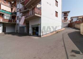 Edificio all\'aperto - Apartment Via Antonino corsaro
 
9, Camporotondo Etneo - photo 29