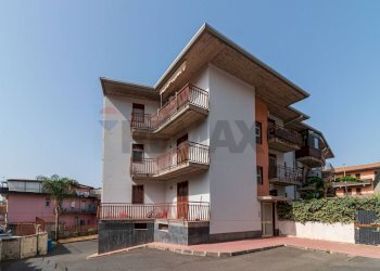 Edificio all\'aperto - Apartment Via Antonino corsaro
 
9, Camporotondo Etneo - photo 34