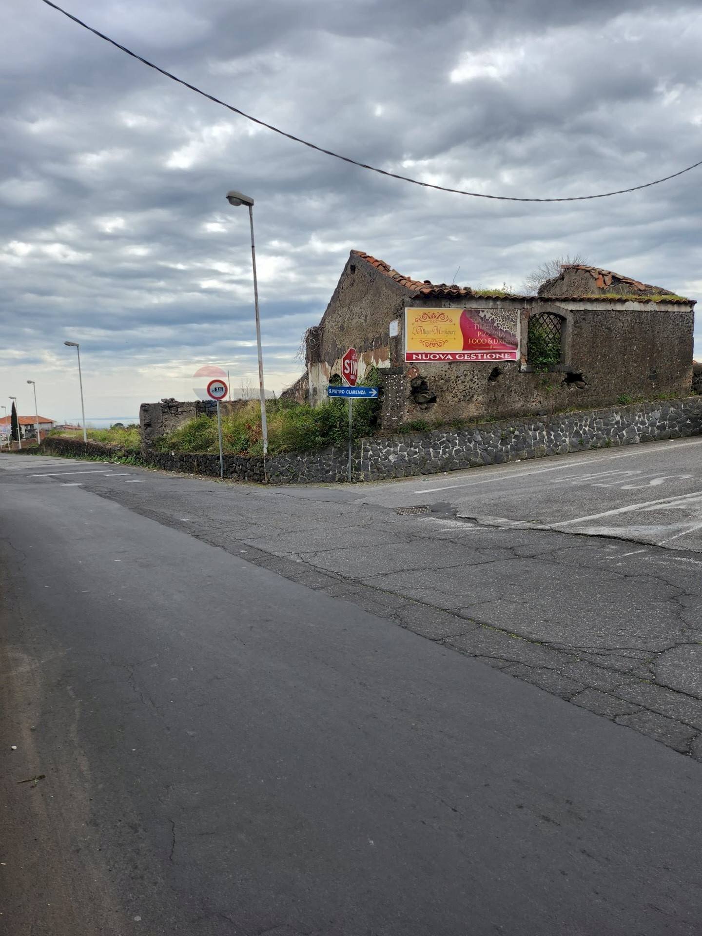 Casa all\'aperto - Terreno edificabile Via Etnea
1, Gravina di Catania - foto 2