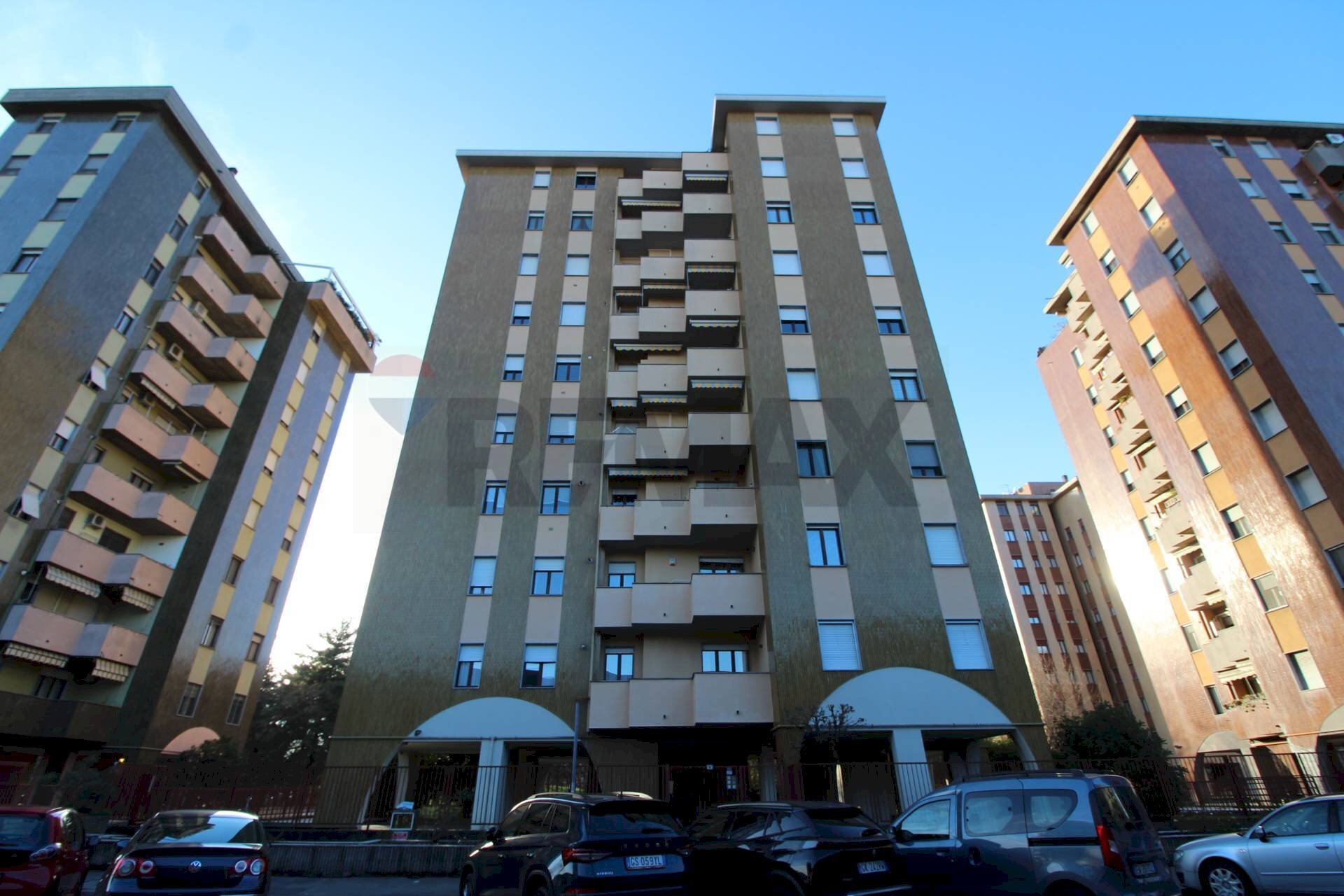 Edificio all\'aperto - Box viale isonzo
 
6, Sesto San Giovanni - foto 1