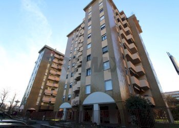 Edificio all\'aperto - Box viale isonzo
6, Sesto San Giovanni - foto 3