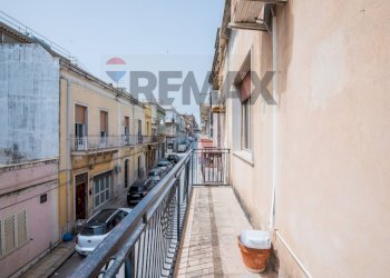 Balcone - Casa indipendente Via Principe Amedeo di Savoia
 
27, Pachino - foto 15