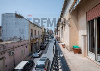 Balcone - Casa indipendente Via Principe Amedeo di Savoia
 
27, Pachino - foto 18