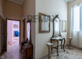 Hall / corridoio - Casa indipendente Via Principe Amedeo di Savoia
 
27, Pachino - foto 21