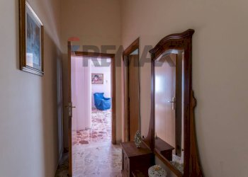 Hall / corridoio - Casa indipendente Via Principe Amedeo di Savoia
 
27, Pachino - foto 22