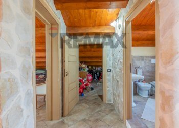 Hall / corridoio - Villa Viale America
 
4, Avola - photo 10