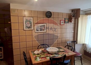 Sala da pranzo - Independent house via Niccolò Macchiavelli
 
34, Buccheri - photo 36