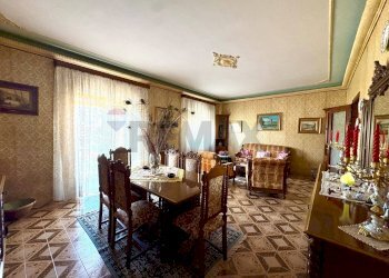 Sala da pranzo - Appartamento Via Michele Bonanno
 
49, Siracusa - foto 5