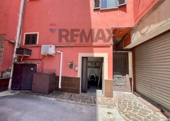 Edificio all\'aperto - Bilocale Via Napoli
 
77, Vairano Patenora - foto 4